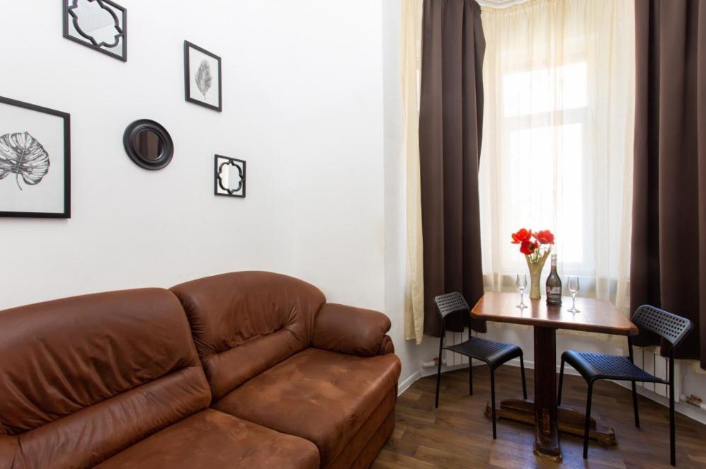 Апартаменти На Сковороди,3Б Charkov Exteriér fotografie